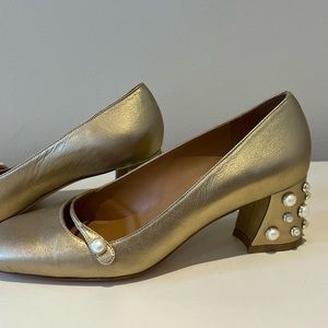 Stuart Weitzman heel